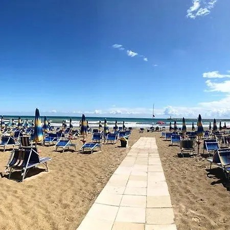 Tritone Hotel
